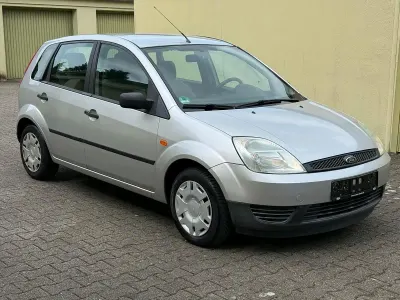 Brugt Ford Fiesta 70 HK (51 kW) 2003 Sølv Hatchback