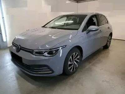 Gebraucht VW Golf VIII Style 204 PS (150 kW) 2022 Grau Limousine