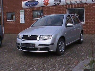 Diamantsilber metallic Gebraucht 2007 Skoda Fabia Cool Edition Kleinwagen | 2.390 €