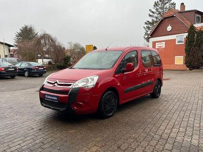 Gebraucht Citroën Berlingo 92 PS (67 kW) 2011 Rot Van / Kleinbus