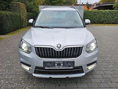 Silber Gebraucht 2017 Skoda Yeti Drive SUV | 13.999 € (Fairer Preis)