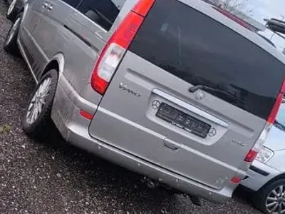 Gebraucht Mercedes Viano 204 PS (150 kW) 2009 Gold Van / Kleinbus