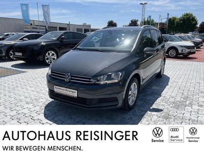 Gebraucht VW Touran Comfortline 150 PS (110 kW) 2024 Delfingrau Van / Kleinbus