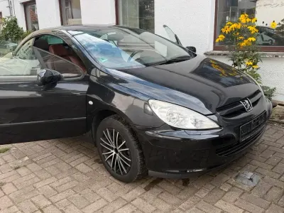 Gebraucht Peugeot 307 CC 109 PS (80 kW) 2005 Schwarz Cabrio