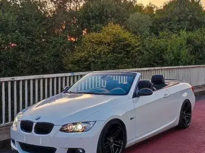 Gebraucht BMW 335 Cabriolet Performance 306 PS (225 kW) 2008 Weiß Cabrio