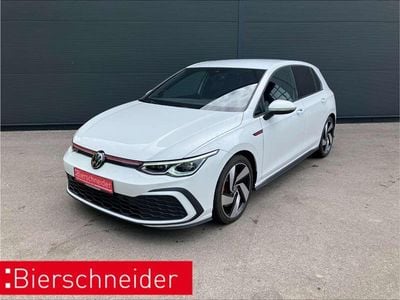 Weiss Gebraucht 2024 VW Golf Sound Limousine | 29.650 € (Superpreis)