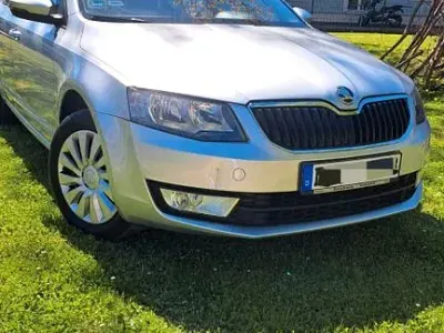 Gebraucht Skoda Octavia Ambition 140 PS (102 kW) 2013 Grau Limousine