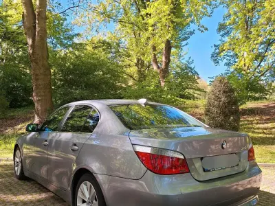 Usata BMW 520 170 CV (125 kW) 2004 Grigio Berlina