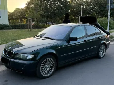 Gebraucht BMW 318 143 PS (105 kW) 2002 Grün Limousine