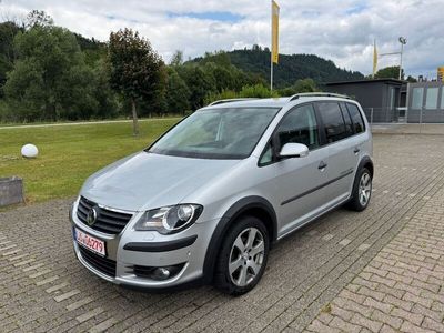 VW Touran Cross