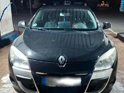 Usata Renault Mégane Coupé 131 CV (96 kW) 2010 Nero Coupé