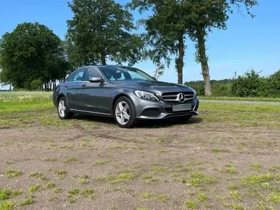 Gebraucht Mercedes C180 156 PS (114 kW) 2017 Grau Limousine