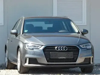 Gebraucht Audi A3 Sport 150 PS (110 kW) 2017 Grau Limousine
