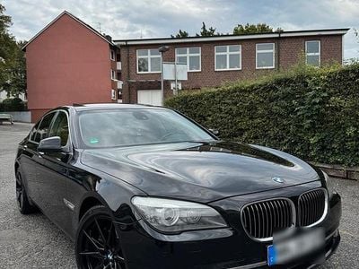 BMW 740