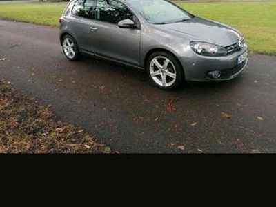 Gebraucht VW Golf VI Team 105 PS (77 kW) 2010 Grau Kleinwagen