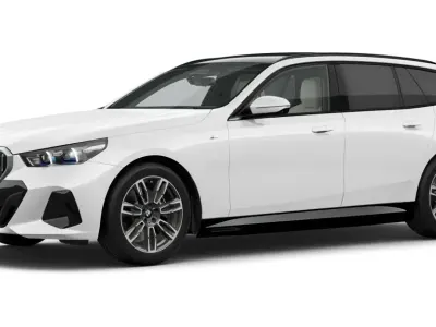 Gebraucht BMW i5 Comfort Edition 250 kW (340 PS) 2025 Weiß Kombi