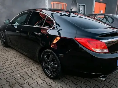 Brugt Opel Insignia 220 HK (161 kW) 2009 Sort Sedan