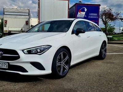 Mercedes CLA200