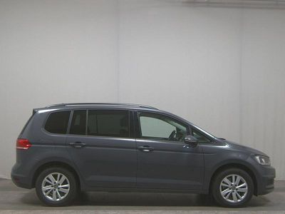 Gebraucht VW Touran Comfortline 150 PS (110 kW) 2023 Grau Van / Kleinbus