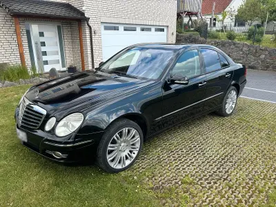 Gebraucht Mercedes E350 272 PS (200 kW) 2007 Schwarz Limousine