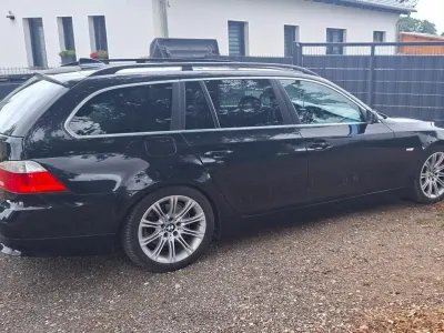 Gebraucht BMW 525 177 PS (130 kW) 2006 Schwarz Kombi
