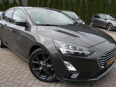 Gebraucht Ford Focus Cool & Connect 101 PS (74 kW) 2019 Grau Limousine