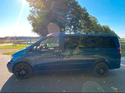 Blau Gebraucht 2011 Mercedes Viano Van / Kleinbus | 13.500 € (Superpreis)