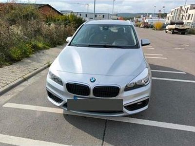 BMW 216