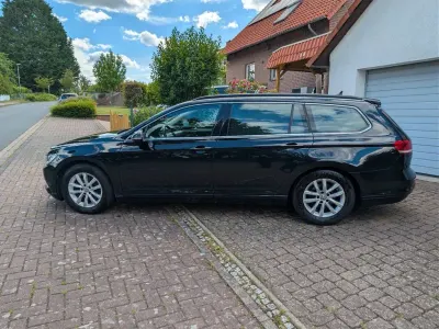 Gebraucht VW Passat Comfortline 150 PS (110 kW) 2015 Schwarz Kombi
