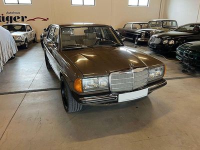 Gebraucht Mercedes 200 109 PS (80 kW) 1985 Braun Limousine