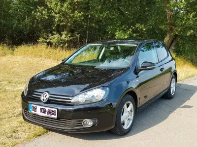 Gebraucht VW Golf VII Match 105 PS (77 kW) 2012 Schwarz Limousine