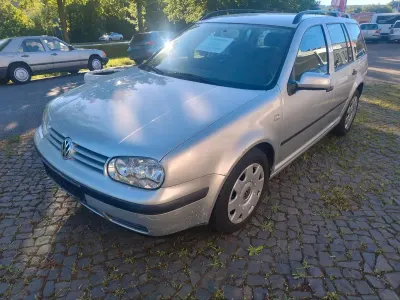 Gebraucht VW Golf VI 2010 Silber Kleinwagen