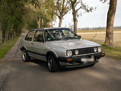 Usata VW Golf II 90 CV (66 kW) 1990 Argento Utilitaria