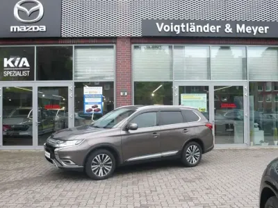 Gebraucht Mitsubishi Outlander Active 150 PS (110 kW) 2019 Braun SUV