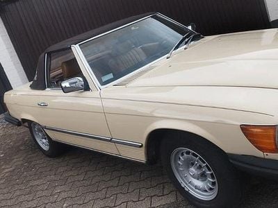 Usata Mercedes SL380 204 CV (150 kW) 1985 Beige Cabrio