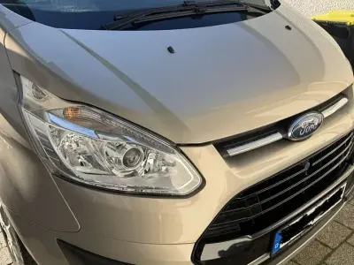 Używany Ford Tourneo Custom Titanium 170 KM (125 kW) 2017 Beżowy Van