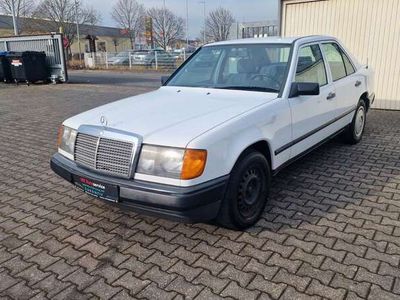 gebraucht Mercedes 230 /W123 AUTOMATIK/KLIMA/SEHR SAUER/KEIN ROST