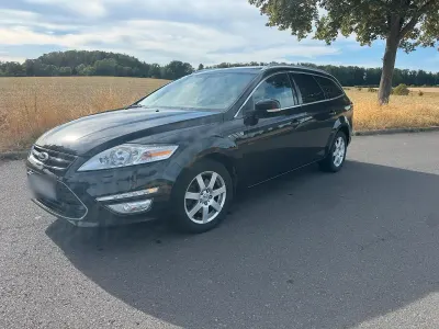 Gebraucht Ford Mondeo Titanium 163 PS (119 kW) 2012 Schwarz Kombi