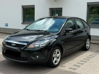 Gebraucht Ford Focus Style 125 PS (91 kW) 2010 Limousine