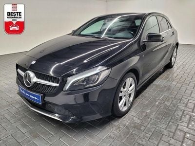 Gebraucht Mercedes A180 109 PS (80 kW) 2017 Schwarz (kosmosschwarzmet.) Limousine
