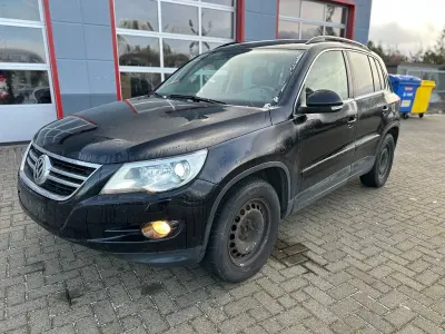 Gebraucht VW Tiguan Track & Field 140 PS (102 kW) 2008 Schwarz SUV