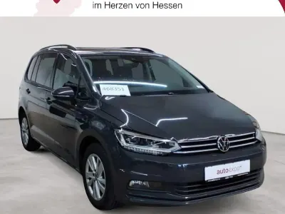 Gebraucht VW Touran Comfortline 122 PS (89 kW) 2021 Grau Van / Kleinbus