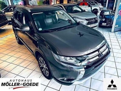 Begagnad Mitsubishi Outlander Top 150 HK (110 kW) 2016 Brun SUV