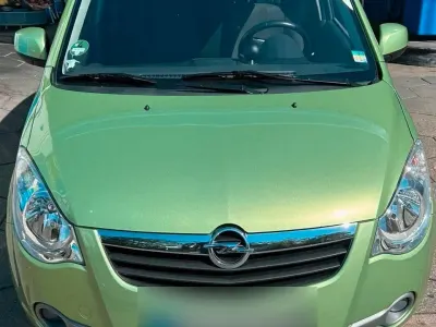 Gebraucht Opel Agila 65 PS (47 kW) 2008 Grün Kleinwagen