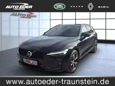 Gebraucht Volvo V60 Plus 197 PS (144 kW) 2024 Onyx black (metallic) Kombi