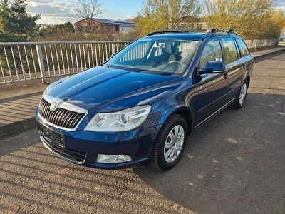 Gebraucht Skoda Octavia 105 PS (77 kW) 2011 Blau Kombi