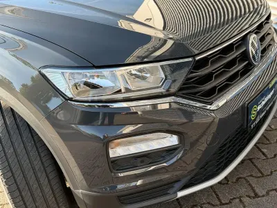 Gebraucht VW T-Roc Active 110 PS (80 kW) 2021 Grau SUV