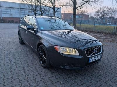 Grau Gebraucht 2012 Volvo V70 Drive Kinetic Kombi | 6.000 € (Guter Preis)