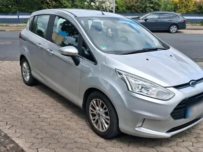 Gebraucht Ford B-MAX 100 PS (73 kW) 2026 Silber Van / Kleinbus