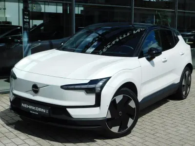 Gebraucht Volvo EX30 Ultra 200 kW (272 PS) 2024 Weiß SUV